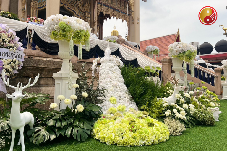 รับจัดงานศพรวมดอกไม้หน้าโลง ดอกไม้เมรุ